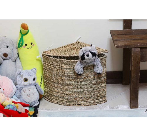 سبد لباس کنجی کوچک حصیری خودرنگ